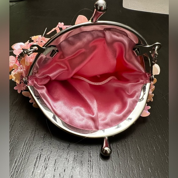 Elegant Pink Small Clutch Purse with chain - Picture 3 of 7